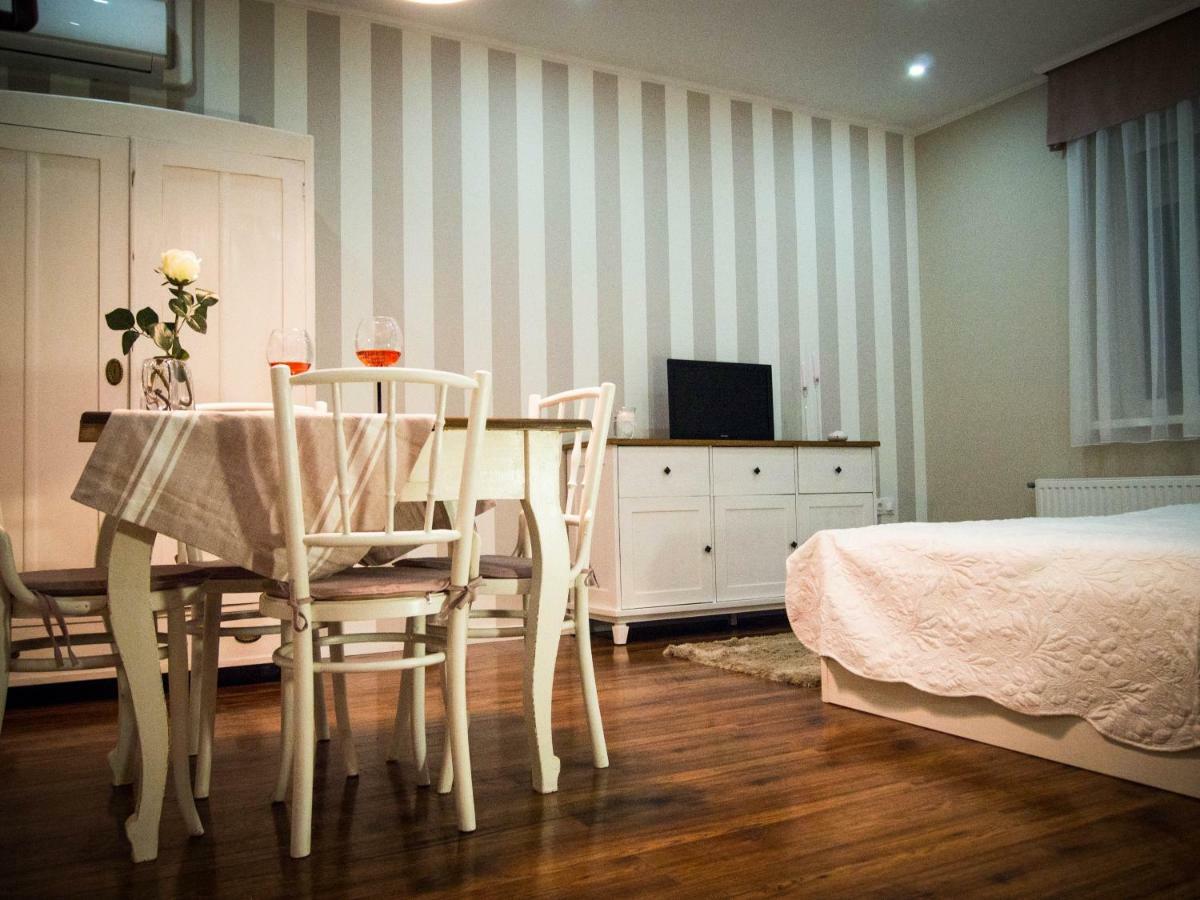 Feliz Apartman Jula Exterior foto